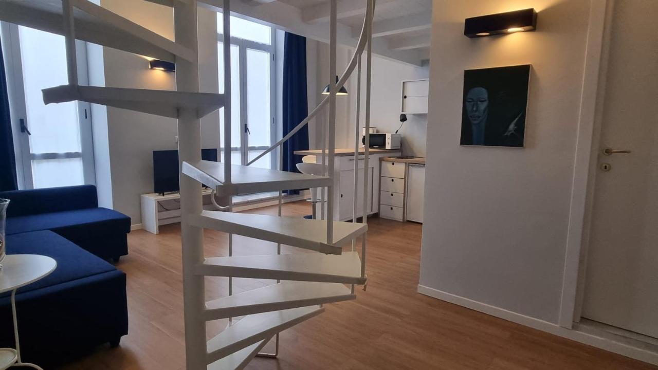 Vicool Apartments - Centro Storico Napoli Ngoại thất bức ảnh