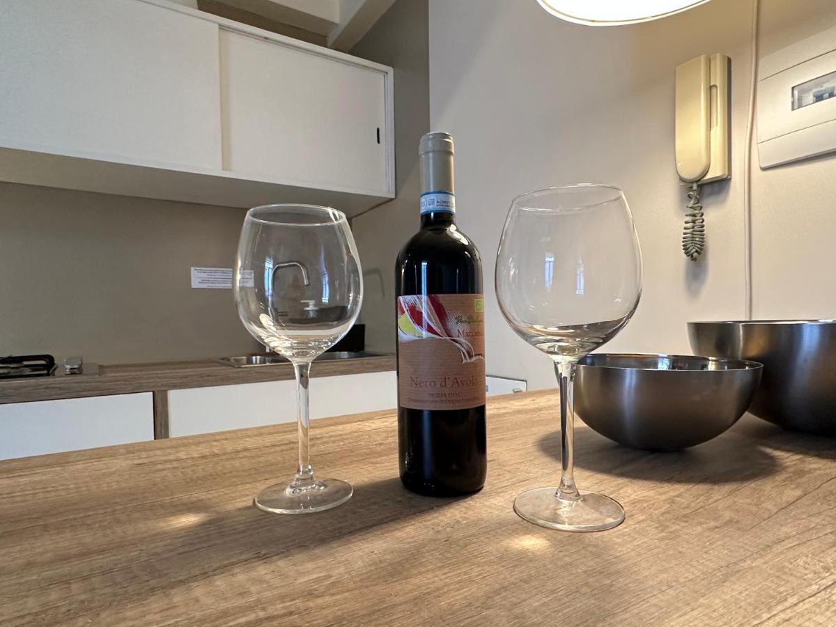 Vicool Apartments - Centro Storico Napoli Ngoại thất bức ảnh