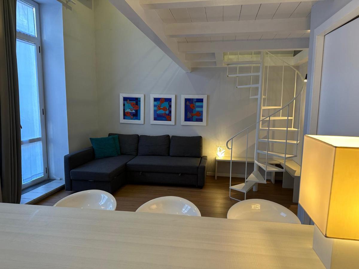 Vicool Apartments - Centro Storico Napoli Ngoại thất bức ảnh
